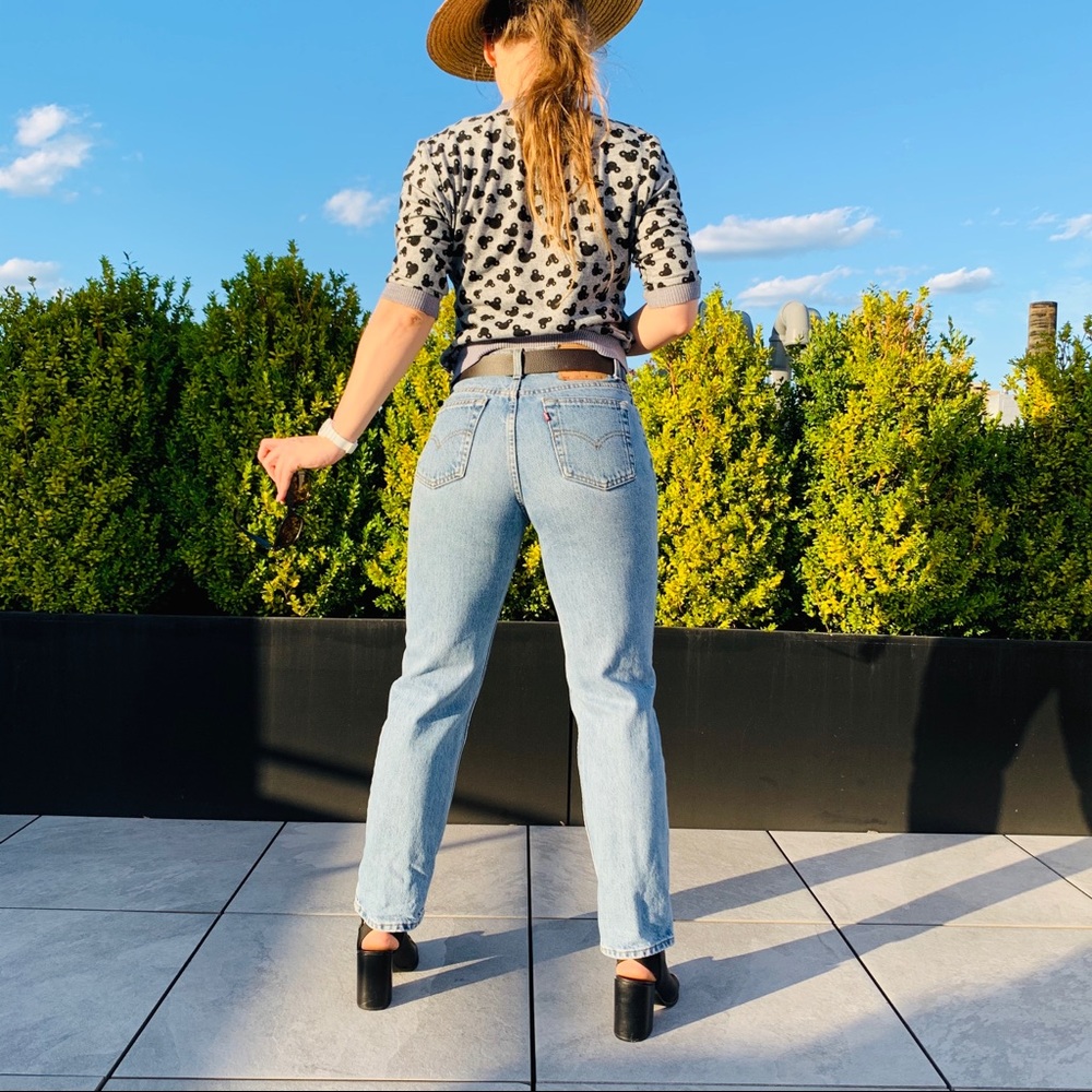 Levi’s 512 Vintage Hi-rise Boyfriend Tapered Jeans - Picture 13 of 15